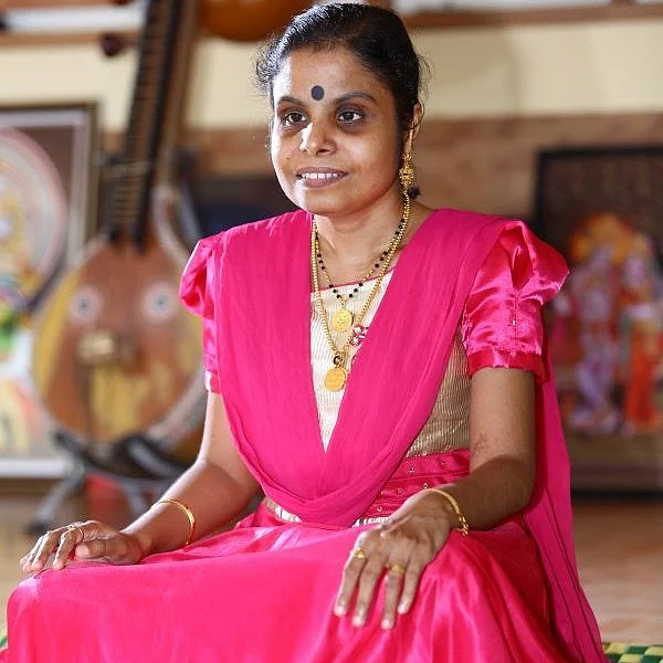 "37 வருஷமா காத்திருக்கேன்... பார்வைக்காக இன்னும் ரெண்டு வருஷம் காத்திருப்பேன்!" வைக்கம் விஜயலட்சுமி