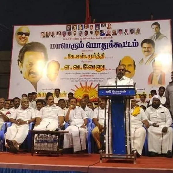 `சிவாஜி கணேசனின் இடத்துக்குப் பொருத்தமானவர் மோடி மட்டுமே!'- எ.வ.வேலு கிண்டல்