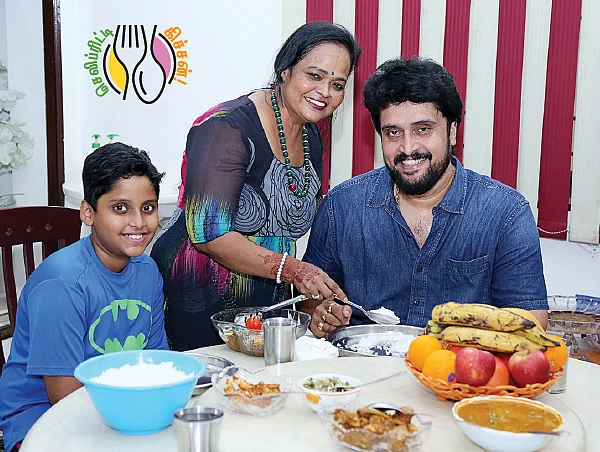 மட்டன் தொக்கு... சும்மா `கிழி கிழி கிழி’! - கலா மாஸ்டர் கிச்சன்