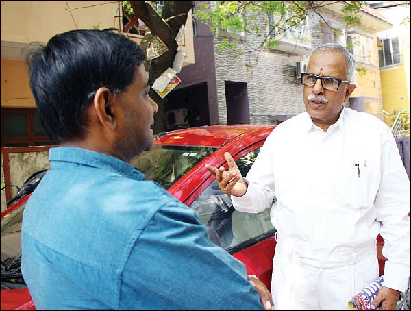 இனி உன் காலம் - 14 - ஒரு வழிப் பாதை!