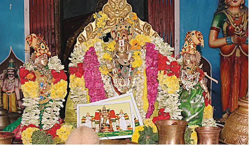 நேர்த்திக்கடனாக... அரிசி, வெல்லம், பருப்பு, பயறு!