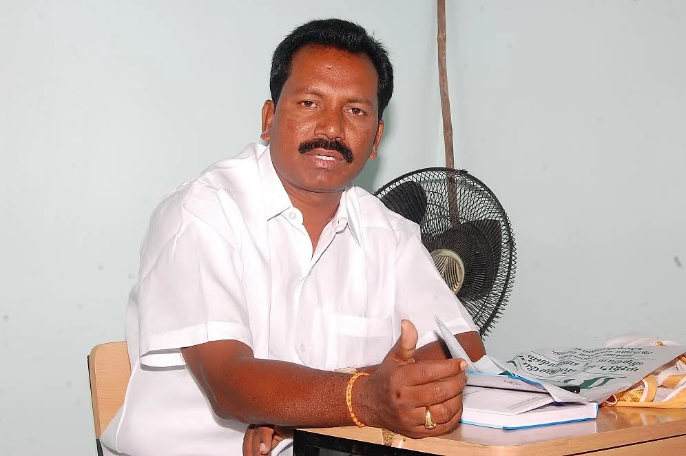 கலெக்டர் மதிக்கவில்லை... ஓரங்கட்டும் கொறடா..! அணி மாறும் அ.தி.மு.க எம்.பி?
