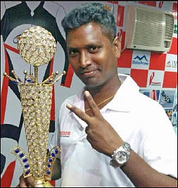 நீங்களும் வ்வ்ர்ர்ரூம் வீரன்தான்