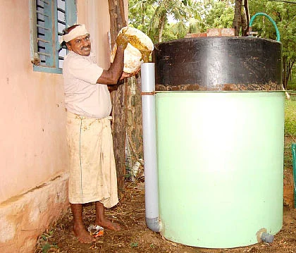 மாடு, ஆடு, கோழி கழிவிலிருந்து எரிவாயு...