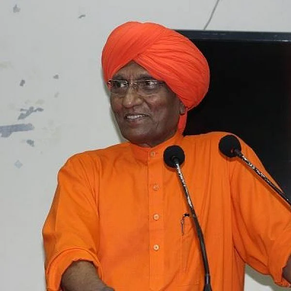 ``கேள்வி கேளுங்கள்... அதுதான் உங்கள் வாழ்க்கையை மாற்றும்!" - சுவாமி அக்னிவேஷ்