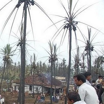 கிராமம் முழுவதும் எரிவாயு படர்ந்திருந்தது: கெயில் நிறுவனமும் அந்த ஆந்திர சம்பவமும்!