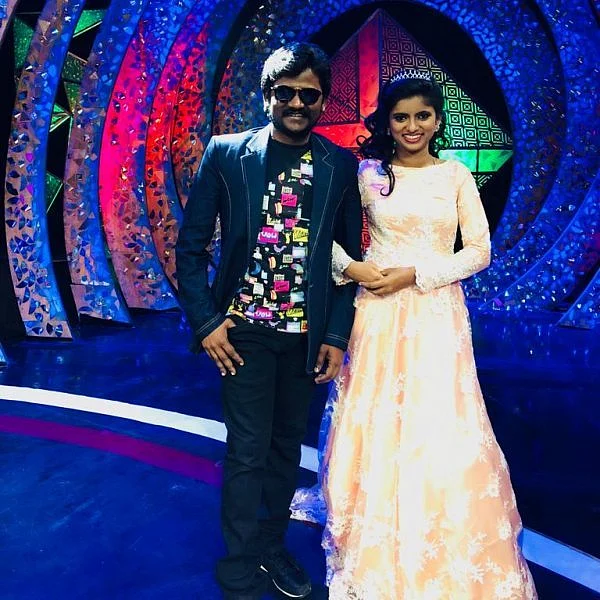 புது லுக்கில் சூப்பர் சிங்கர் `செந்தில் கணேஷ் - ராஜலட்சுமி'! - வைரல் புகைப்படம்