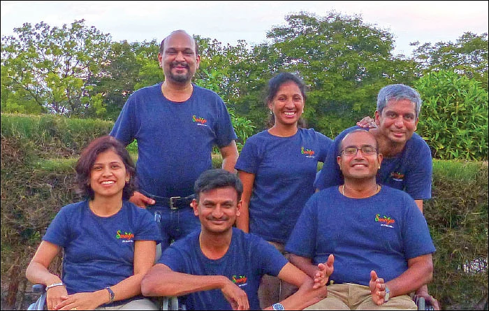 அன்பு சூழ்ந்தால் அனைத்துத் துயரங்களையும் கடக்கலாம்!