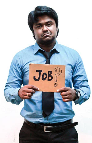 அச்சுறுத்தும் வேலைவாய்ப்பின்மை...