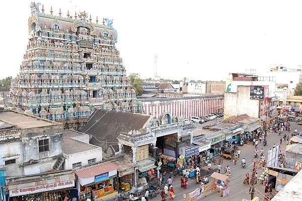 ’சிவன் மீது கோபம் கொண்ட கருவூர் சித்தர்’... நெல்லையப்பர் கோயிலில் ஆவணி மூலத்திருவிழா!
