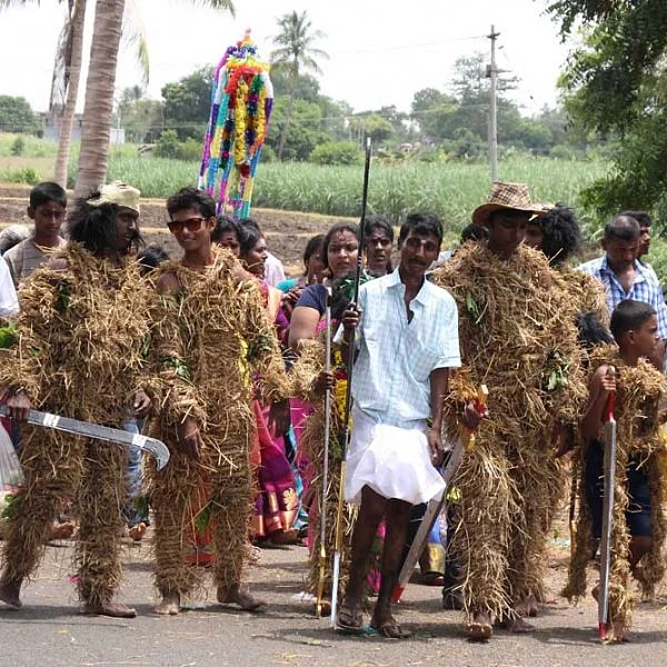 வெள்ளலூர் ஏழைகாத்தம்மன் கோயில் திருவிழா