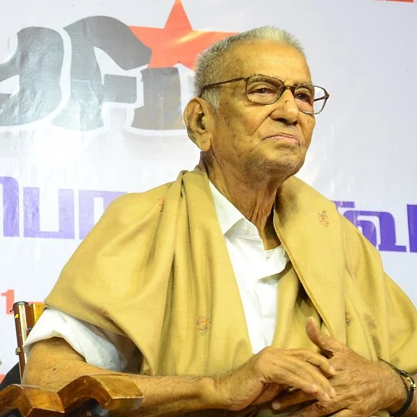 ``ஒவ்வொரு பிறந்த நாளிலும் வாழ்த்துவாரே கலைஞர்!’’ - தழுதழுக்கும் சங்கரய்யா