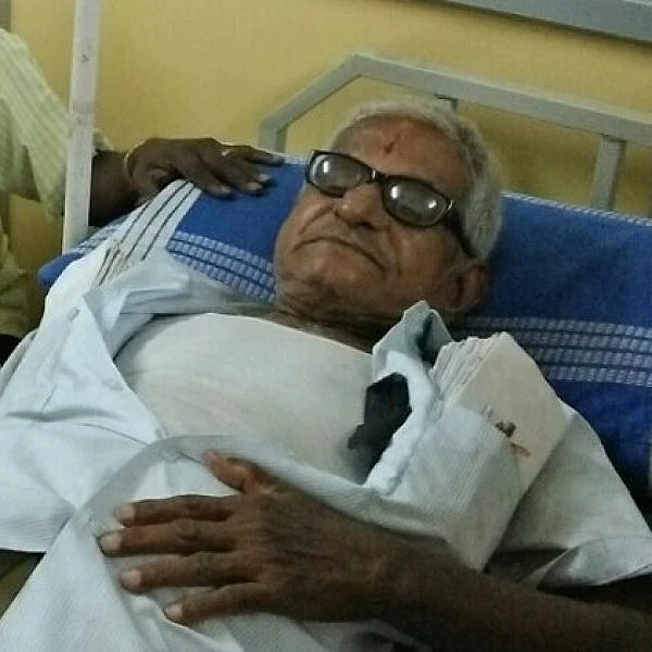 மயங்கி விழுந்த டிராபிக் ராமசாமி..! மதுரை மருத்துவமனையில் அனுமதி