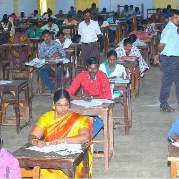 ஆசிரியர் தகுதி தேர்வில் நீடித்து வந்த குழப்பம் - கால அவகாசத்தை நீட்டித்த தேர்வு வாரியம்
