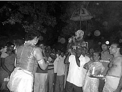 பிரதோஷ நடனம்!