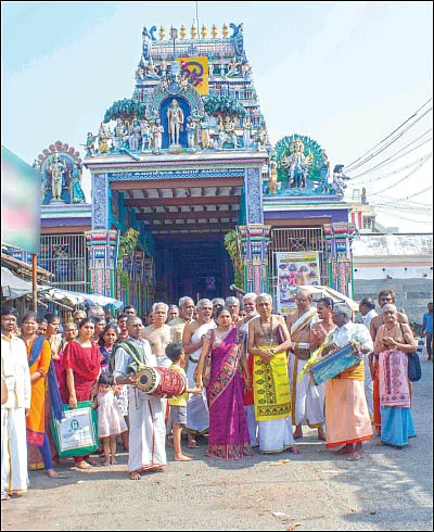 சுவாமிமலையில் படிபூஜை!