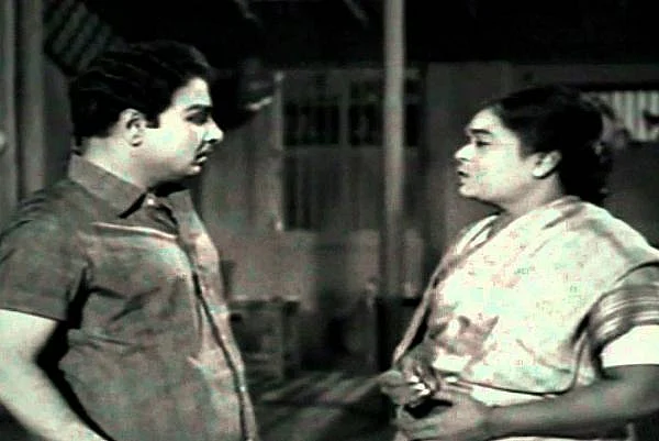''எம்.ஜி.ஆர் முதல் விஜய் ஆண்டனி வரை... அம்மா சென்டிமென்ட் காட்டிய ஹீரோக்கள்!"