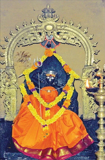 'நல்ல வாழ்க்கைத் துணை வேண்டும், தம்பிராட்டியம்மா!'