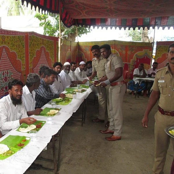 லஞ்சப் பணத்தில் கிடா விருந்து! - சர்ச்சையில் சிக்கிய சப்-இன்ஸ்பெக்டர்