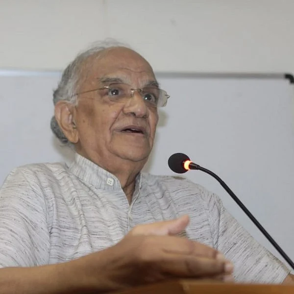 "தேர்தல் விதிமுறைகளை எந்தக் கட்சிகளும் பின்பற்றுவதில்லை!” கிருஷ்ணமூர்த்தி!
