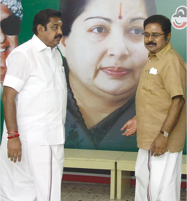 கப்பல், கன்டெய்னர் கரன்சி, 'மெசேஜ்' கள்! அலறும் கார்டன் அணி