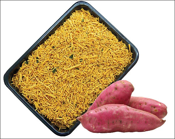 வாசகிகள் கைமணம்! - `சபாஷ்' போடவைக்கும் சர்க்கரைவள்ளி சேவ்!