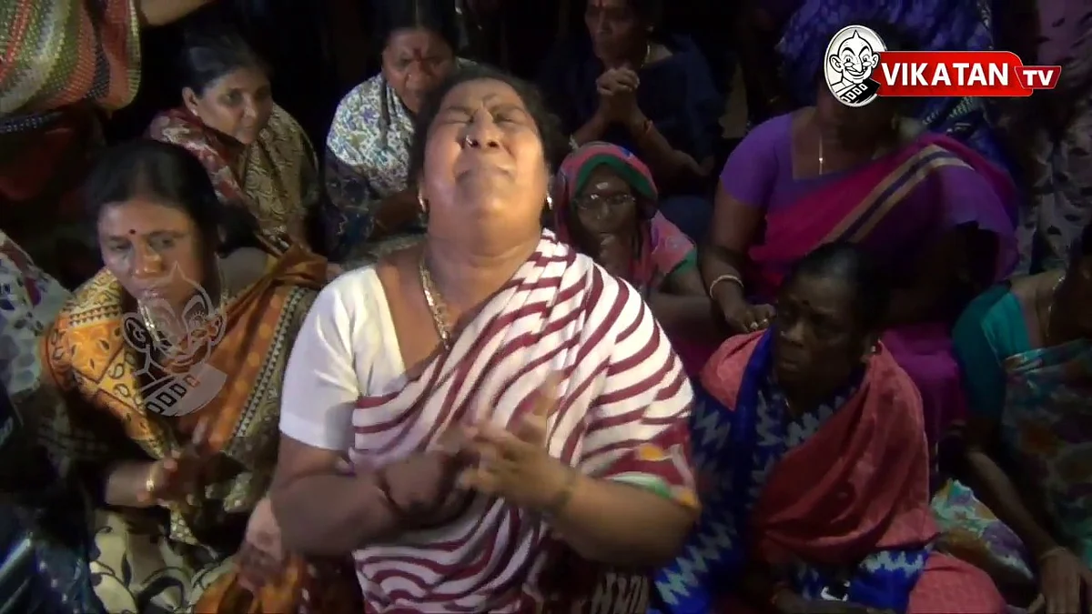 Jayalalithaa suffers cardiac arrest, AIADMK cadres in Apollo