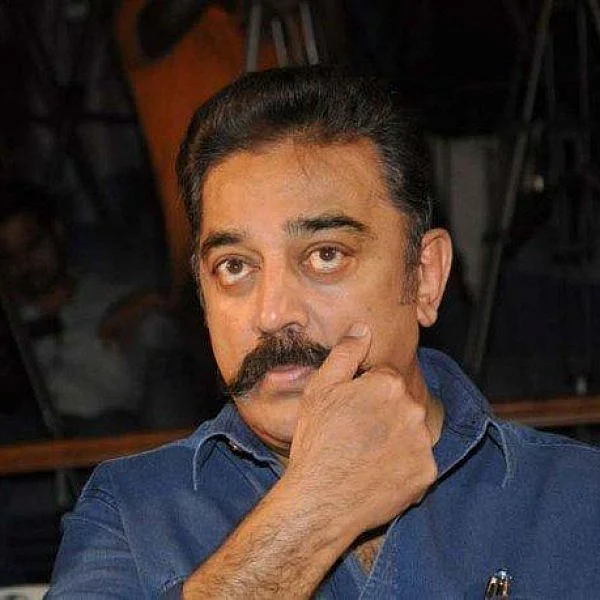 "கிடைக்கிற இடத்தில் எல்லாம் அரசியல் பேசுவேன்" - கமல்ஹாசன்