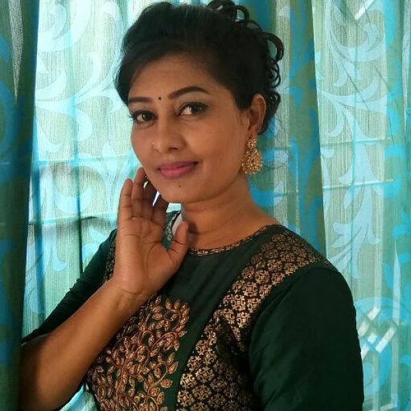 ``நான் ஏன் தற்கொலை செஞ்சுக்க நினைச்சேன்னு தெரியுமா?!" - சின்னத்திரை நடிகை நிலானி