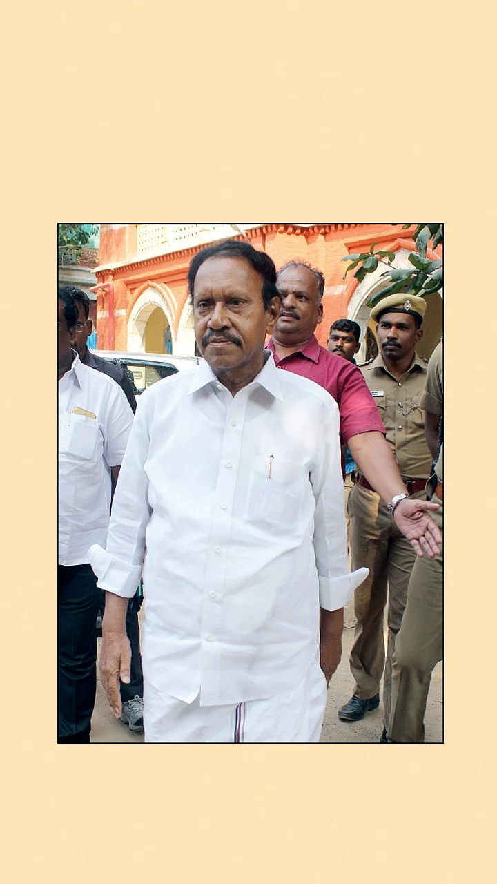 பீலேவை லண்டனில் சந்தித்த தம்பிதுரை! - ஆணையத்தில் வெளியான ரகசியம்