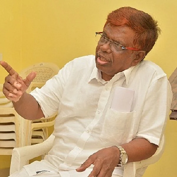 இந்திரா காந்தியின் எமர்ஜென்சி... பி.ஜே.பியின் ’அர்பன் நக்சல்’ வியூகம்... என்ன வித்தியாசம்?