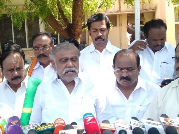 `வத்தலக்குண்டைத் தொடர்ந்து நிலக்கோட்டை!' -ஐ.பெரியசாமி அசைன்மென்டால் பதறும் அ.தி.மு.க.