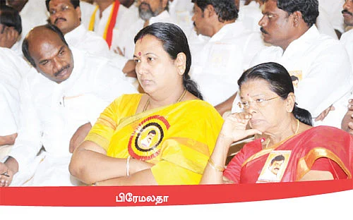 ''கேப்டன் வீட்டுக்கு வந்து கெஞ்சியதற்கு ஆதாரம் இருக்கு!''