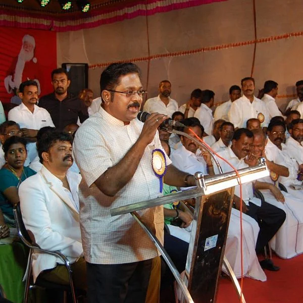 தமிழக மக்கள் மாநிலக் கட்சிகளைத்தான் ஆதரிக்க வேண்டும்! - பா.ஜ.க-வுக்கு எதிராக சீறிய தினகரன்