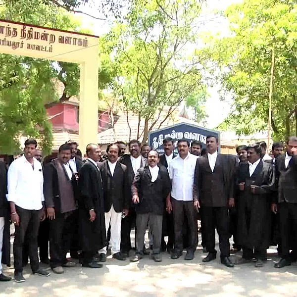 `அனுபவித்த சித்ரவதை போதும்; இனியும் தாமதிக்கக் கூடாது’ - 7 பேரை விடுதலை செய்ய ஆளுநருக்கு கோரிக்கை