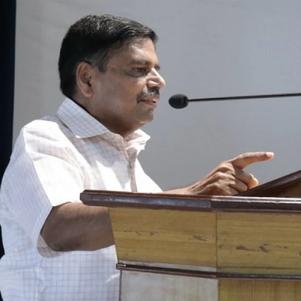 'காசு கொடுத்தால்தான் தரமான கல்வி கிடைக்குமா?'- முன்னாள் நீதிபதி அரிபரந்தாமன்