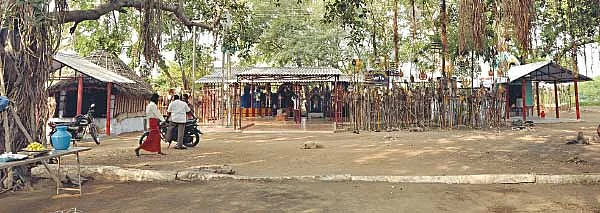 வினை தீர்க்கும் வேல் காணிக்கை!