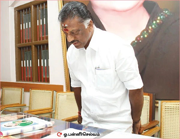 ‘சிட்டி’யின் சிறகுகளை வெட்டிய சசிகலா! - பாவம் பன்னீர்