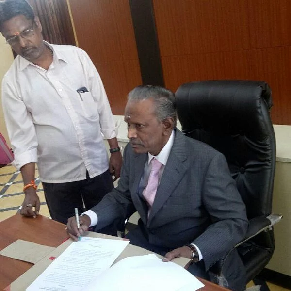 தொடரும் குறுக்கு விசாரணை! - ஆறுமுகசாமி ஆணையத்துக்கு 3-வது முறையாக அவகாசம் நீட்டிப்பு