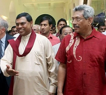 பசில் ராஜபக்சே, கோத்தபய மீது முன்னாள் அமைச்சர் ஊழல் புகார்!