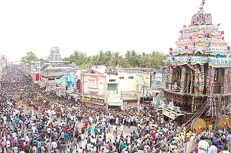 நெல்லையப்பர் கோயில் ஆனித் தேரோட்டம்: பல்லாயிரக்கணக்கான பக்தர்கள் பங்கேற்பு