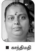 ‘‘வளம் குறைகிறது... செலவு எகிறுகிறது!’’