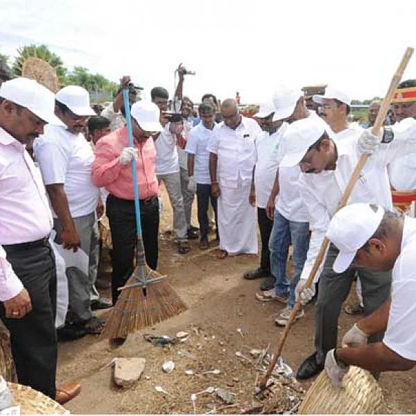 கரூர் மாவட்டத்தில் பிளாஸ்டிக்கை ஒழிக்க மாவட்ட நிர்வாகத்தின் ஆக்ஷன்!