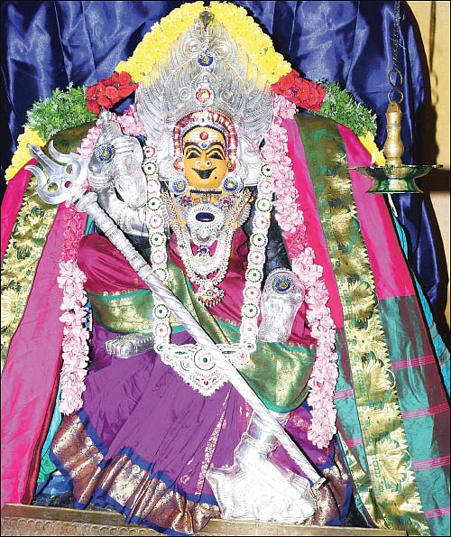 குழந்தை வரம் தரும் உலகம்மை!