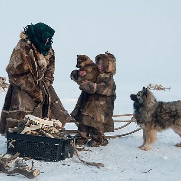 What the Globalisation and Global-Warming has got to say to this "Arctic Children"?