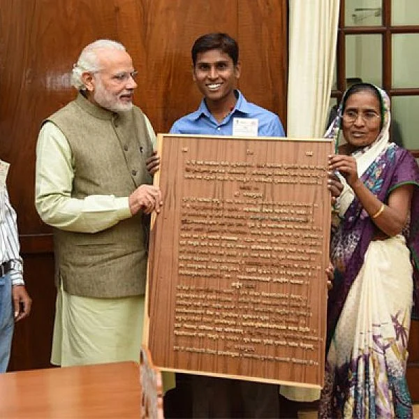 `பிரதமர் மோடி பரிந்துரைத்தும் வங்கியில் எனக்குக் கடன் கிட்டவில்லை!’ - கான்பூர் தச்சுத் தொழிலாளியின் சோகம்