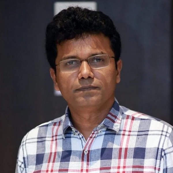 ``பெண் என்ன சொன்னாலும் நம்பும் சமூகத்தில் ஒரு ஆணாக வெட்கப்படுகிறேன்" - சுசி கணேசன்