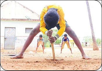 நம்ம ஊரு நம்ம மண் - நம்ம ஊரு விளையாட்டு