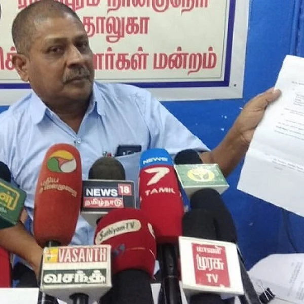 கமல்ஹாசனின் கட்சிப் பெயருக்கு எதிர்ப்பு: உயர் நீதிமன்றம் செல்லும் நெல்லை வழக்கறிஞர்!