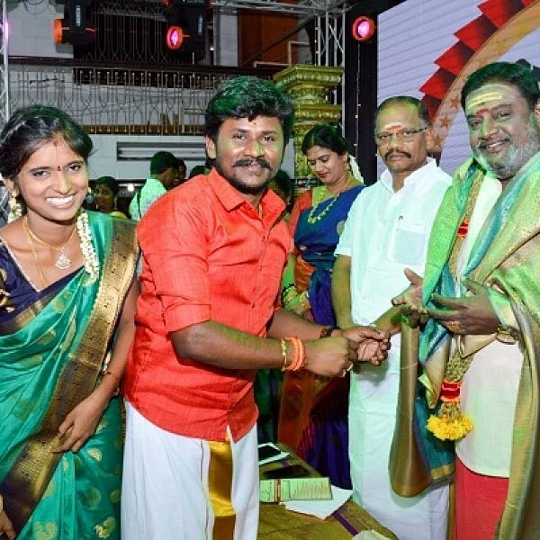 ``உதவி கேட்டதுபோய் இப்போ அவங்களே உதவுறாங்க!” - நெகிழும் ராஜலெட்சுமி